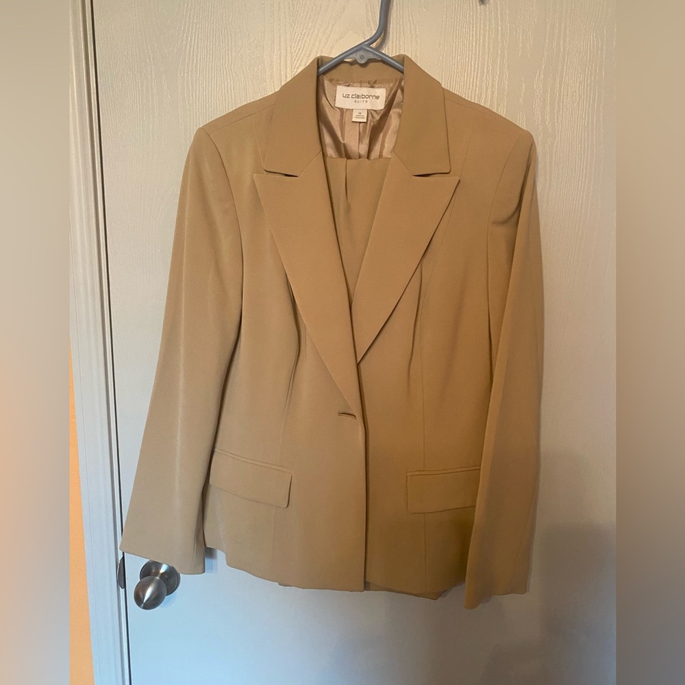 Liz Claiborne Tan Suit Lined Jacket and Lined Pants.